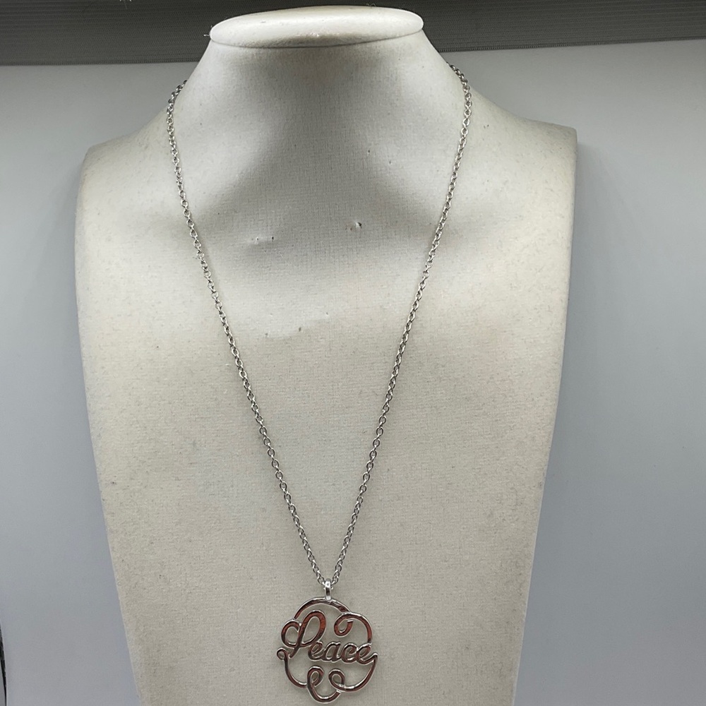 Silver Peace Pendant Necklace NWOT - Picture 2 of 3